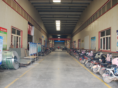 現(xiàn)代化綠色環(huán)保生產(chǎn)車間